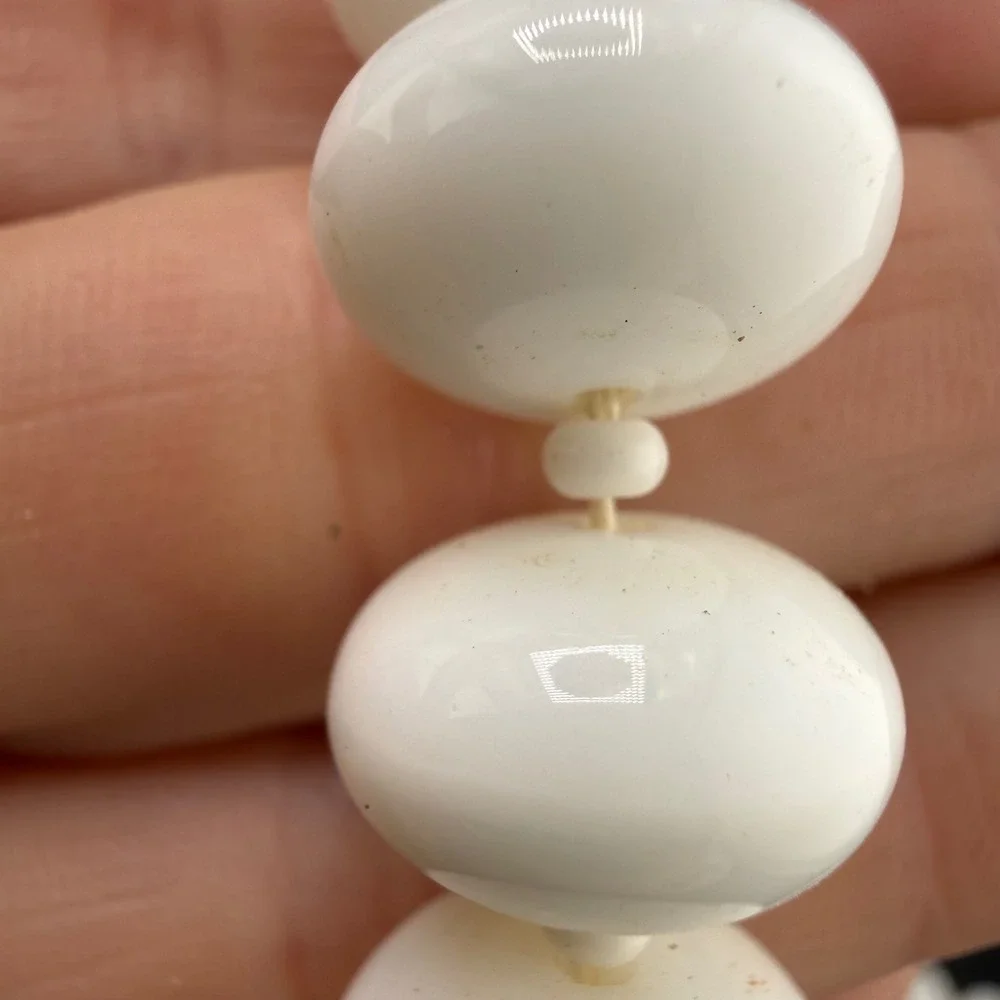 Vintage Glass Beaded Necklace Graduated Oval White Milk Strand 23 Inch